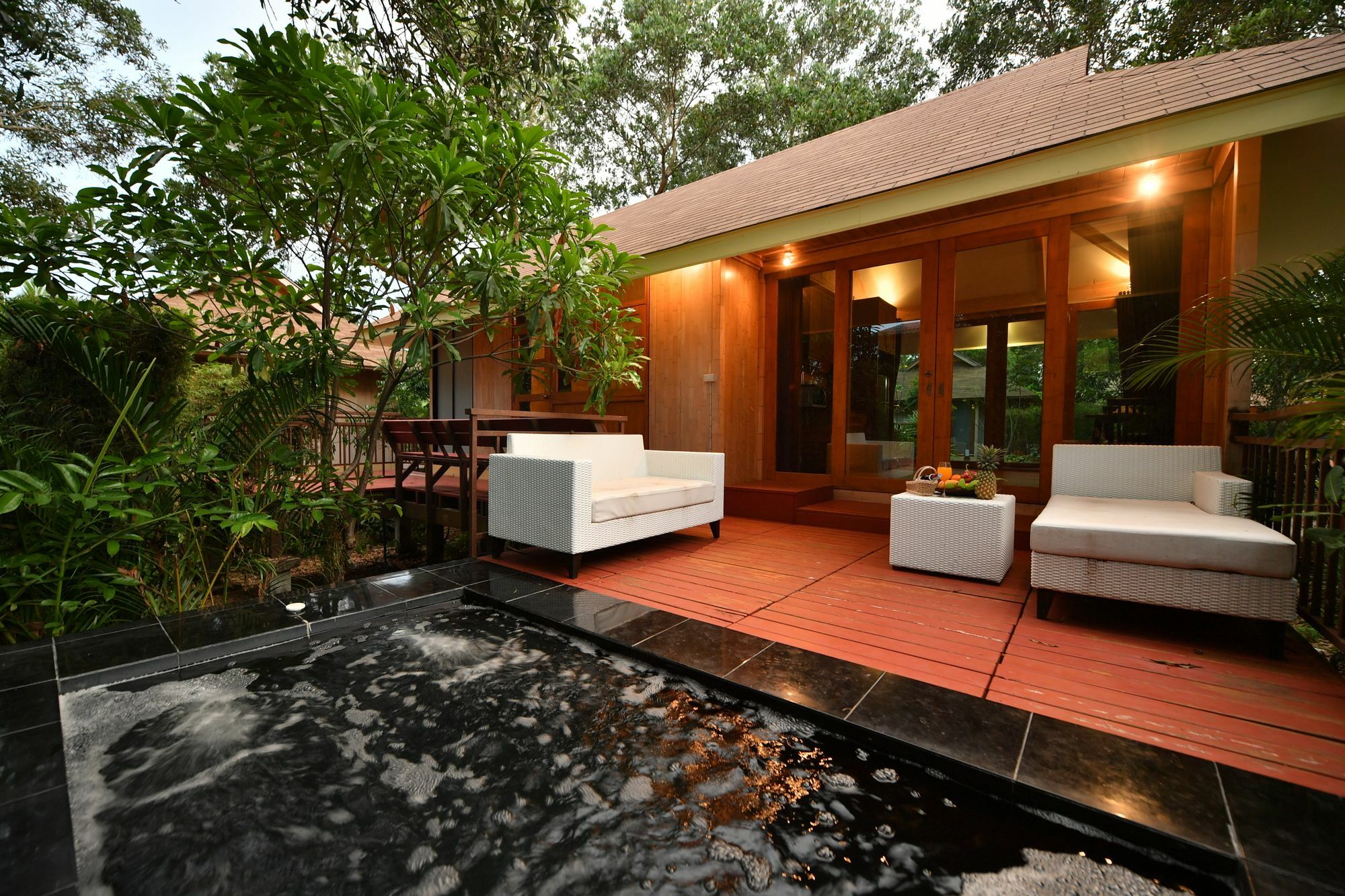 The Touch Green Naiyang Hotel & Fitness Nai Yang Exterior photo