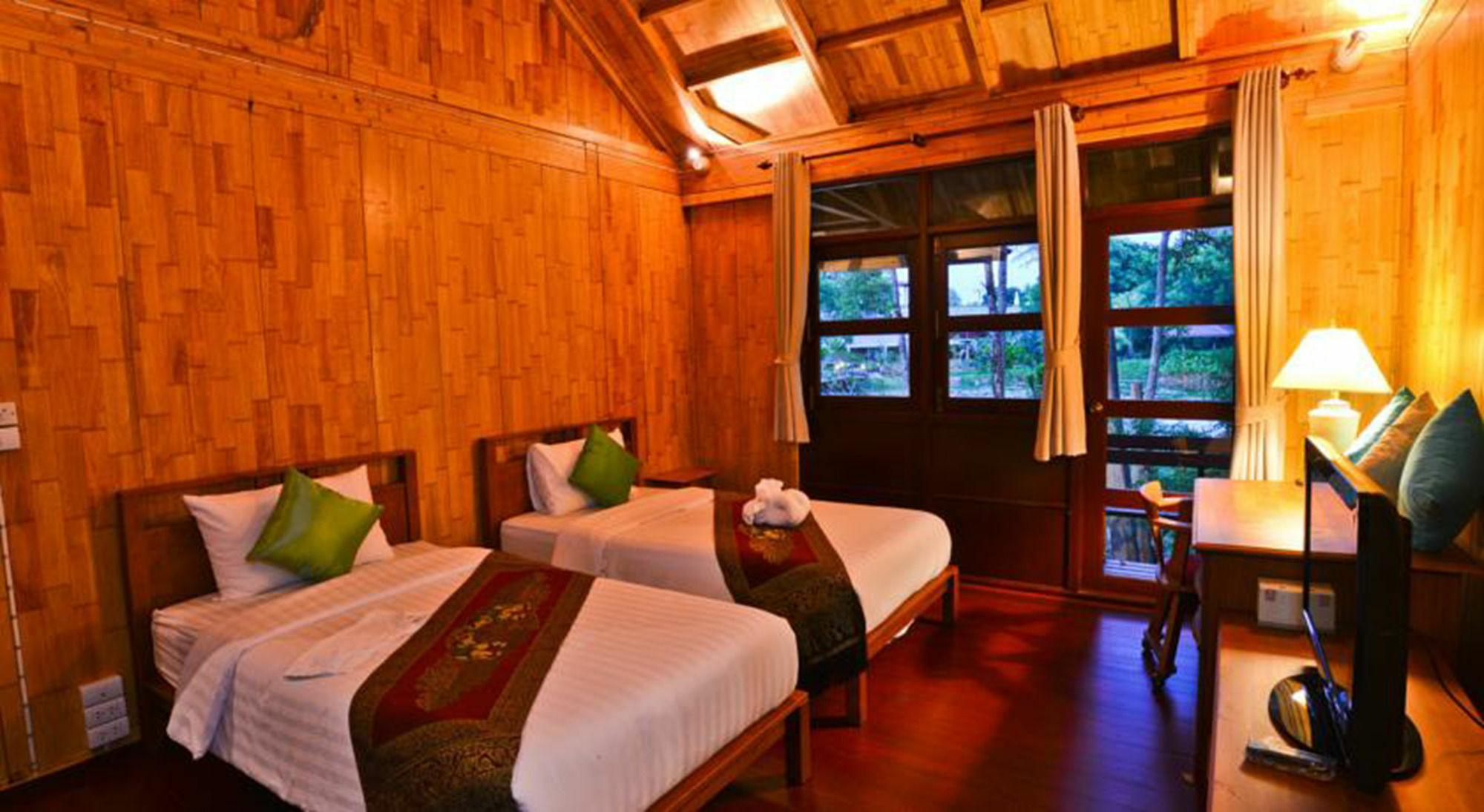 The Touch Green Naiyang Hotel & Fitness Nai Yang Exterior photo